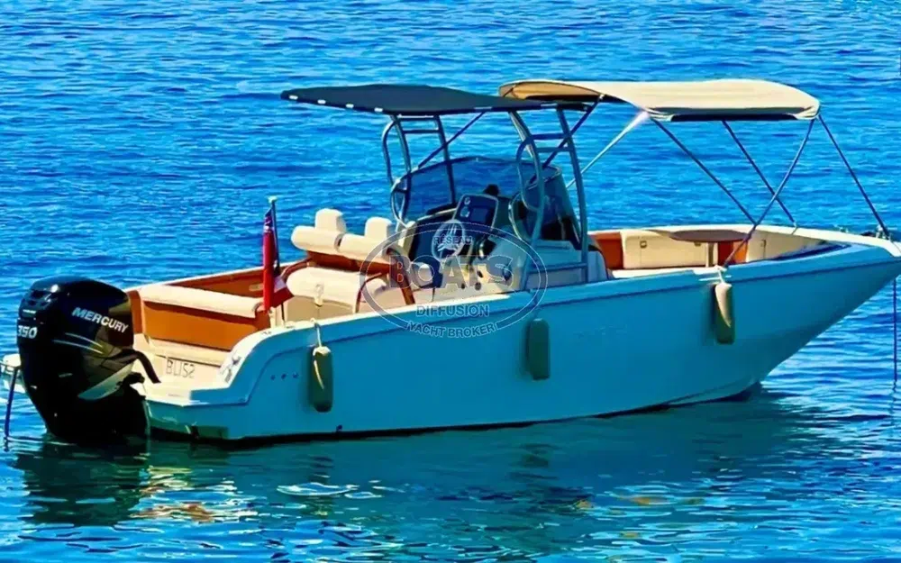 slider 4 Invictus 270 FX