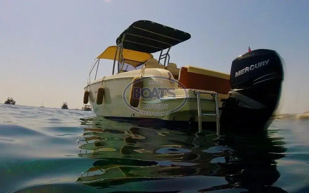 slider 5 Invictus 270 FX