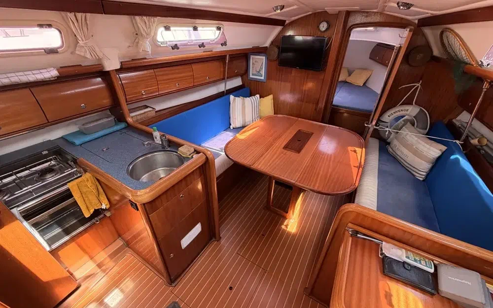 slider 11 Bavaria Cruiser 32