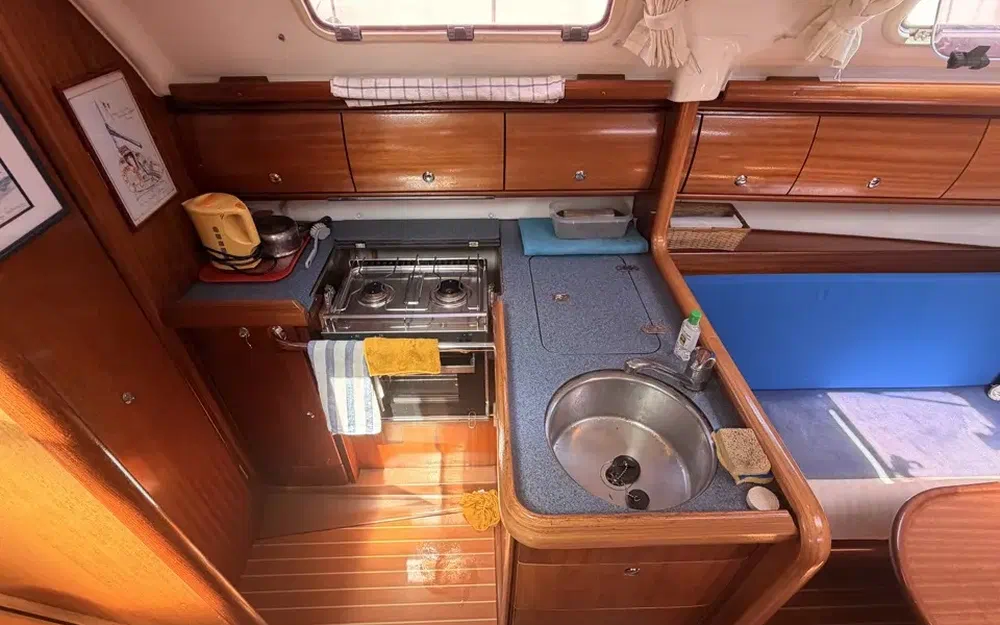 slider 12 Bavaria 32 Cruiser