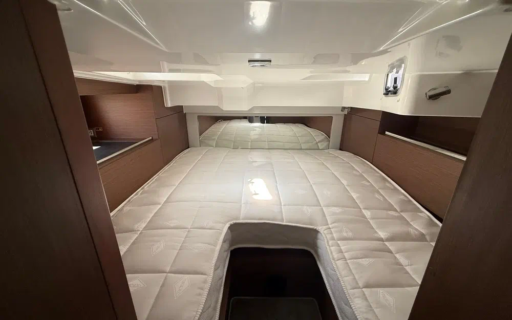 slider 6 Jeanneau Cap Camarat 10.5 WA Cap Camarat 10.5 Wa Serie 2