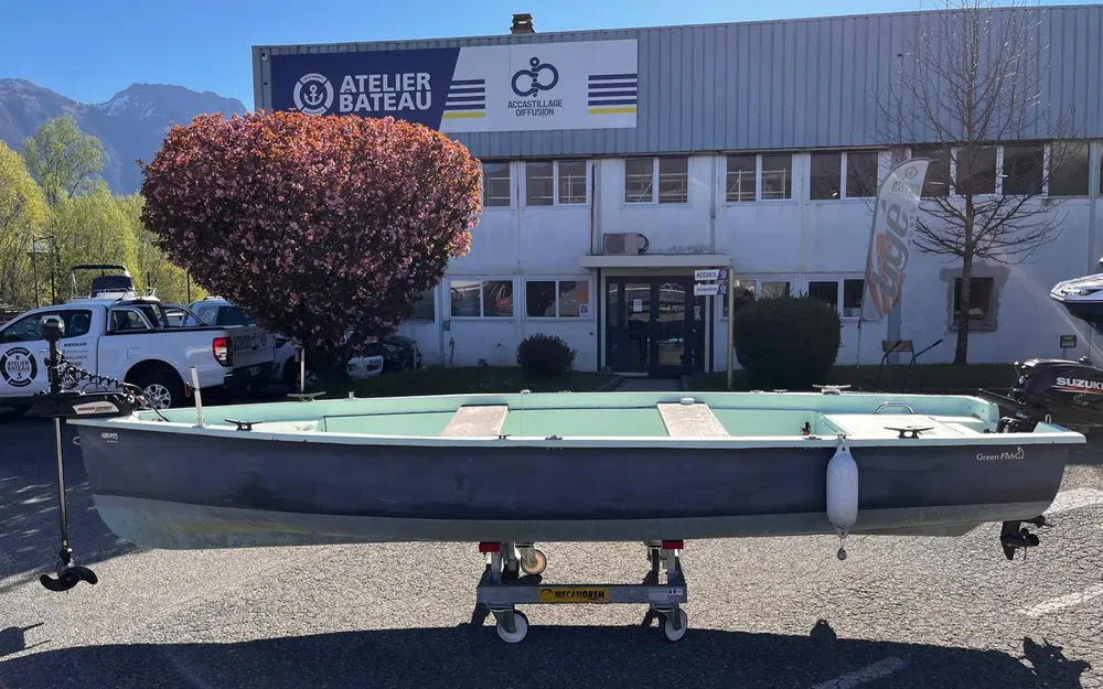 slider 0 Savoie Marine Barque
