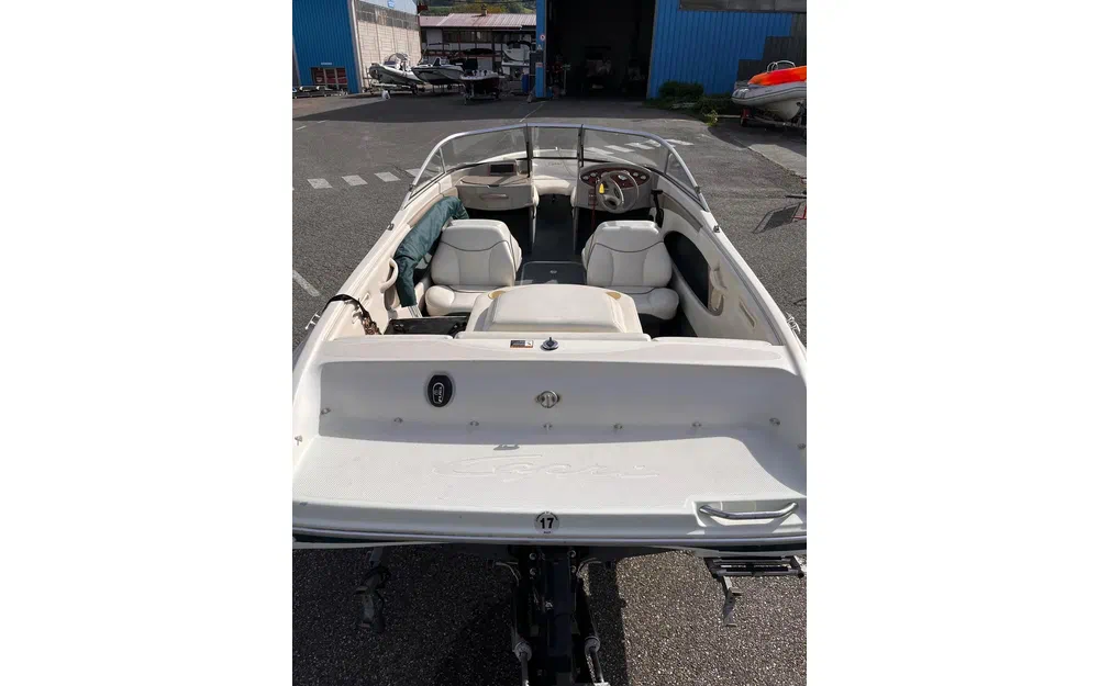 slider 4 Bayliner Capri 1750 Bowrider