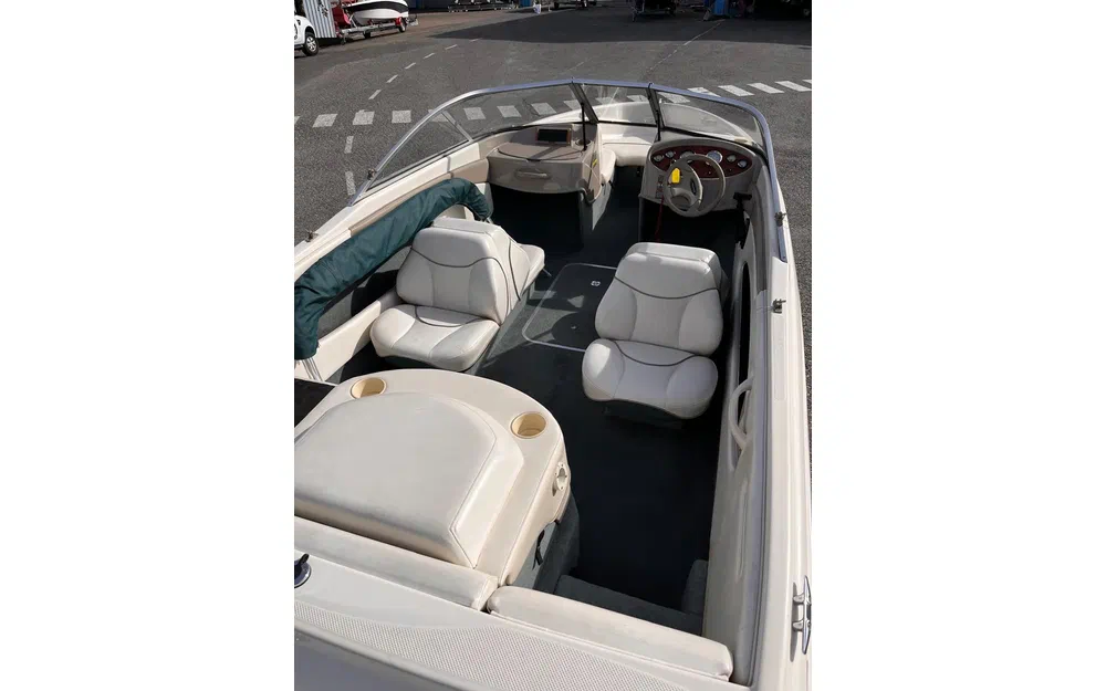 slider 9 Bayliner Capri 1750 Bowrider