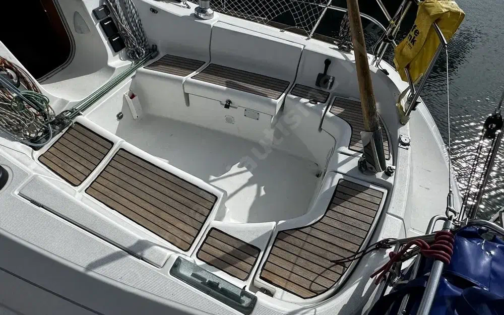 slider 4 Beneteau First 36 S7