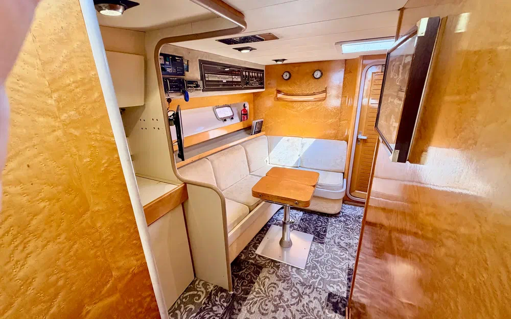 slider 12 Raffaelli Typhoon Middle Day