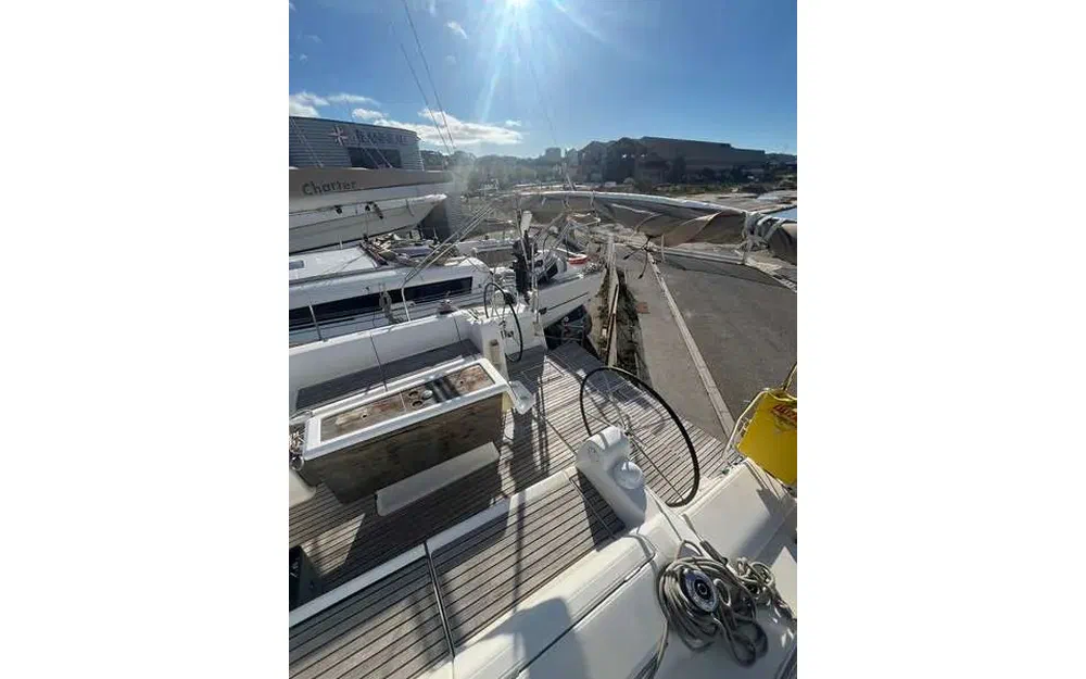 slider 3 Dufour 410 Grand Large