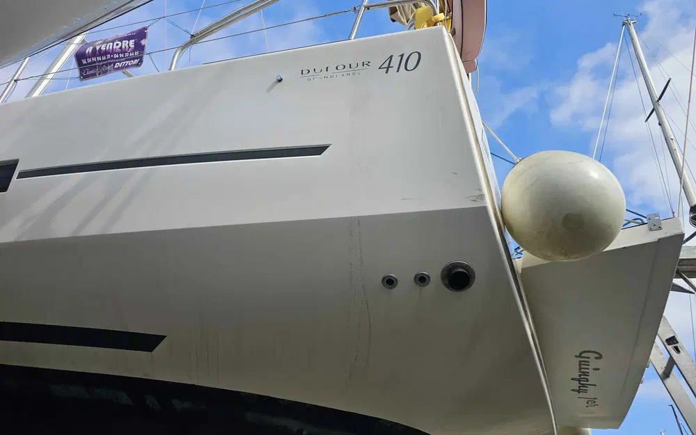 slider 5 Dufour 410 Grand Large