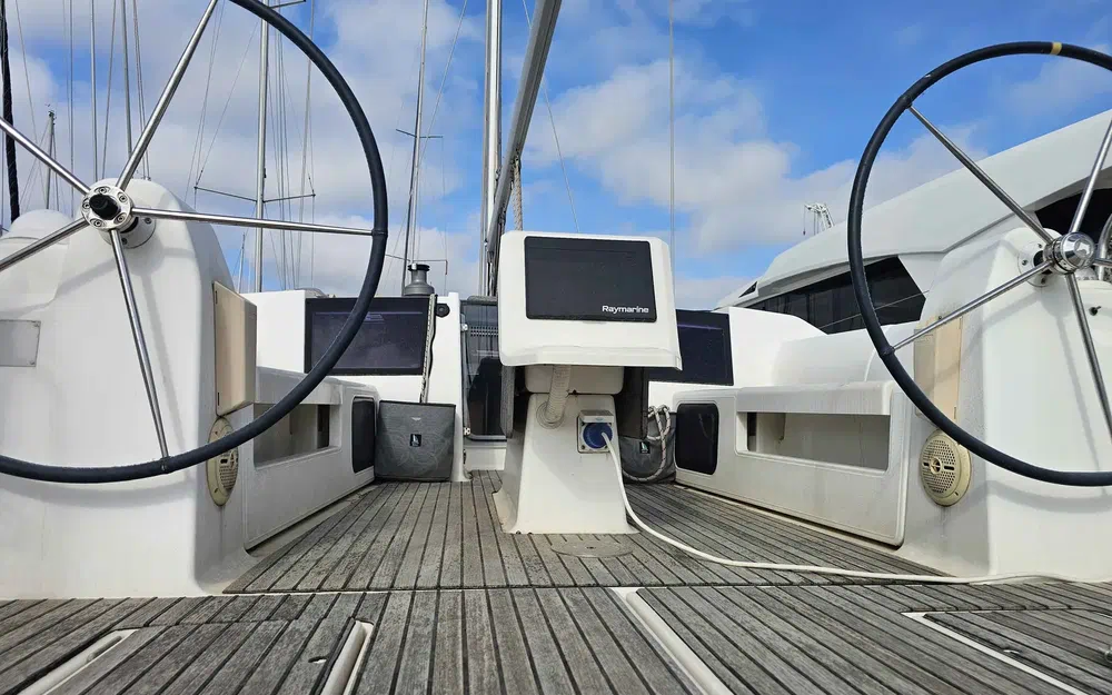 slider 7 Dufour 410 Grand Large