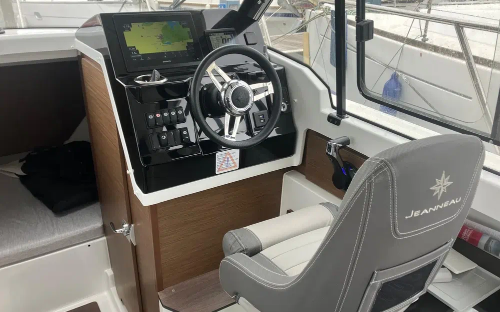 slider 17 Jeanneau Merry Fisher 795 Serie 2