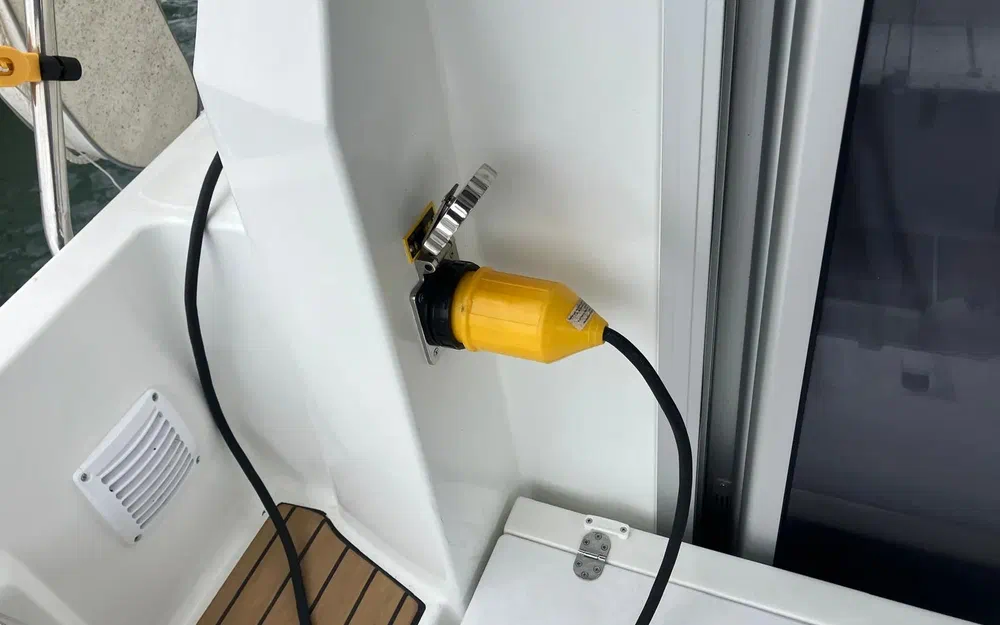 slider 19 Jeanneau Merry Fisher 795 Serie 2