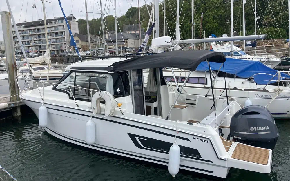 slider 1 Jeanneau Merry Fisher 795 Serie 2