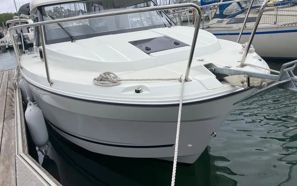 slider 2 Jeanneau Merry Fisher 795 Serie 2