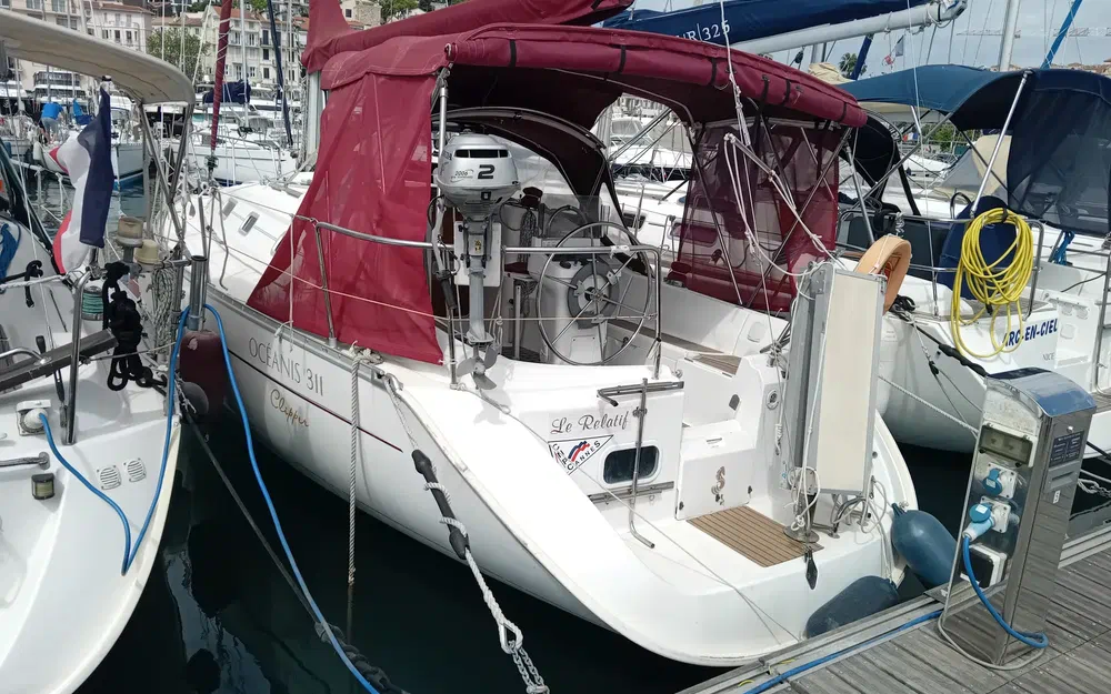 slider 0 Beneteau Oceanis 311 Clipper