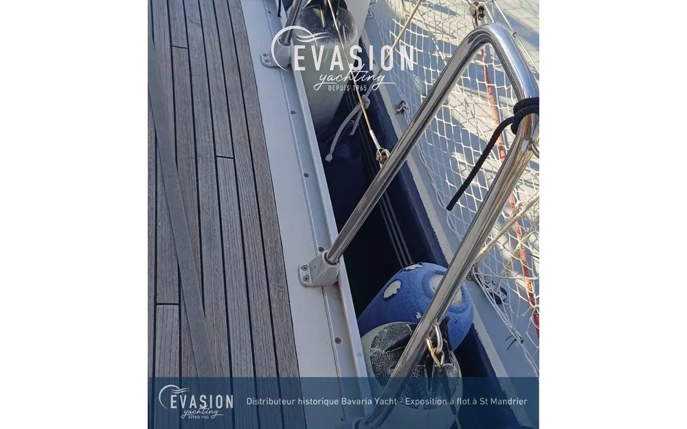 slider 10 Bavaria Cruiser 37