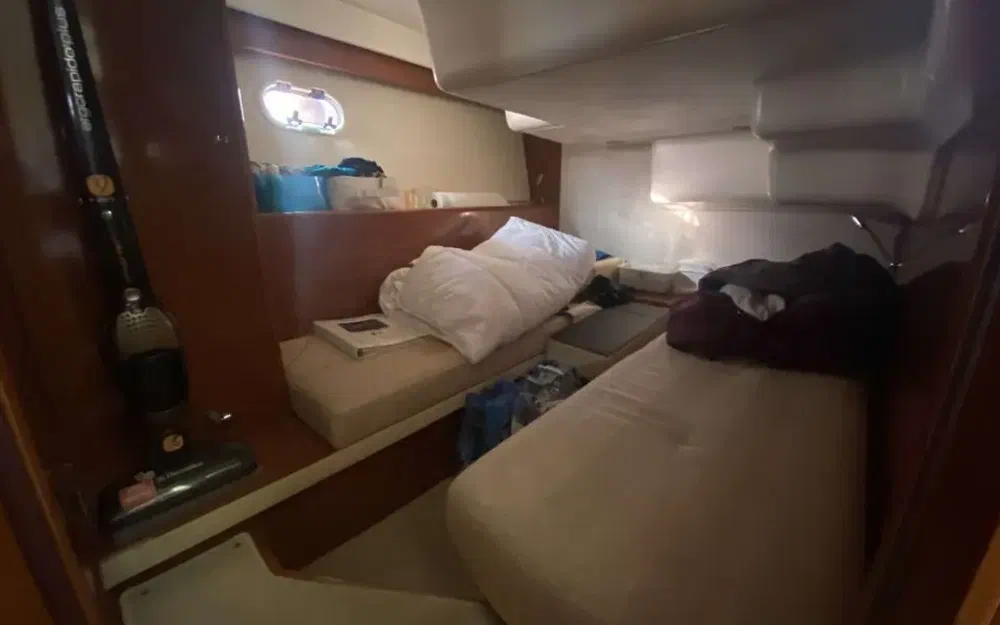 slider 14 Jeanneau Prestige 39 Fly