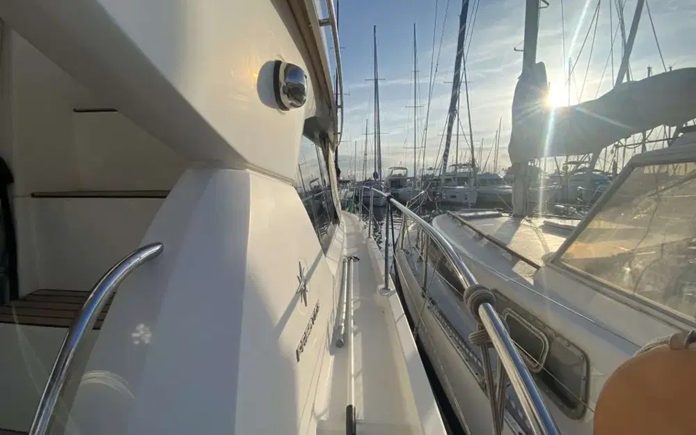 slider 4 Jeanneau Prestige 39 Fly