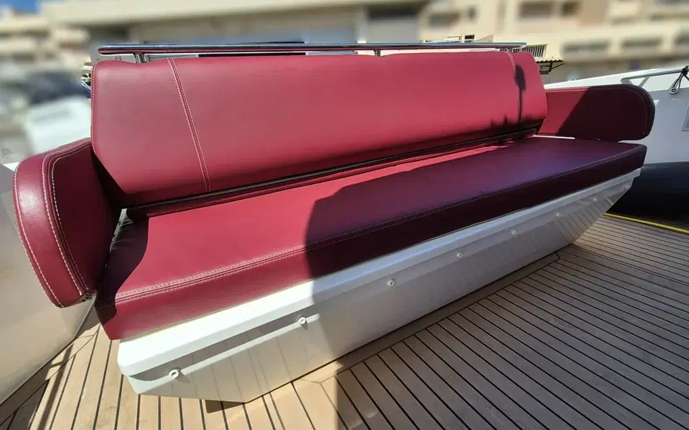 slider 13 Delta Marine Delta 33