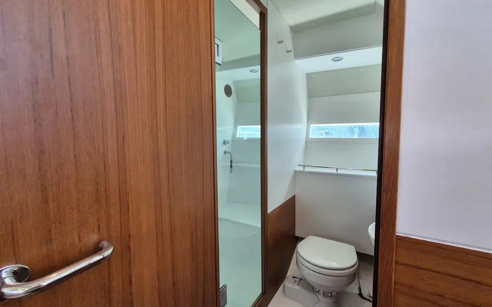 slider 67 Delta Marine Delta 33