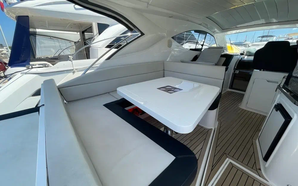 slider 7 Galeon 405 HTL