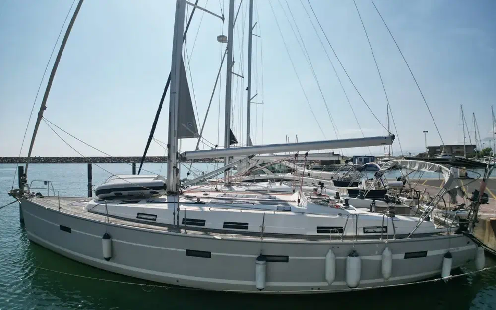 slider 1 Bavaria 50 Cruiser