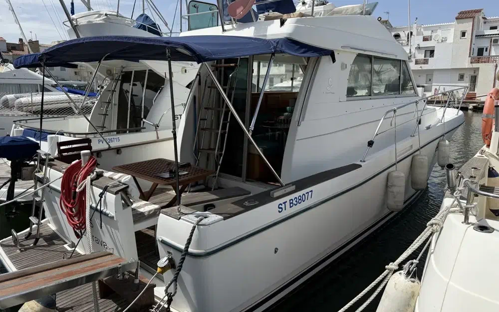 slider 1 Beneteau Antares 10.80