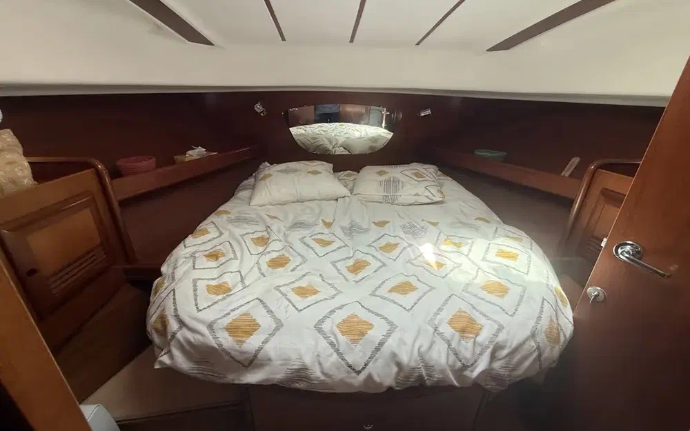 slider 23 Beneteau Antares 10.80