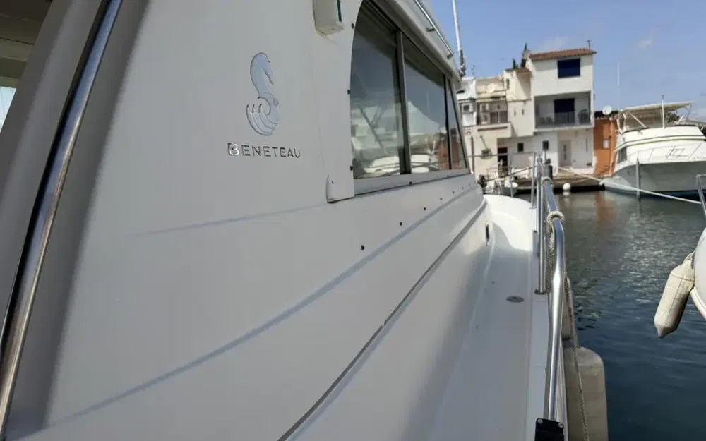 slider 5 Beneteau Antares 10.80
