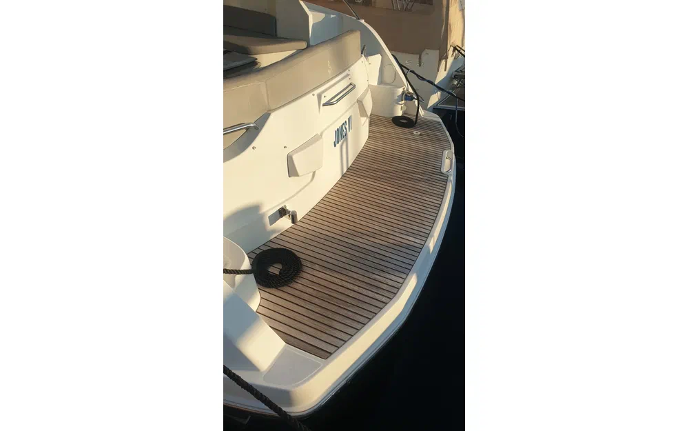 slider 3 Beneteau Flyer Gran Turismo 38