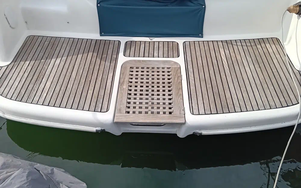 slider 1 Airon Marine 325