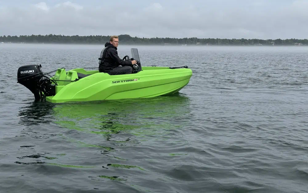 slider 3 Seastorm 12