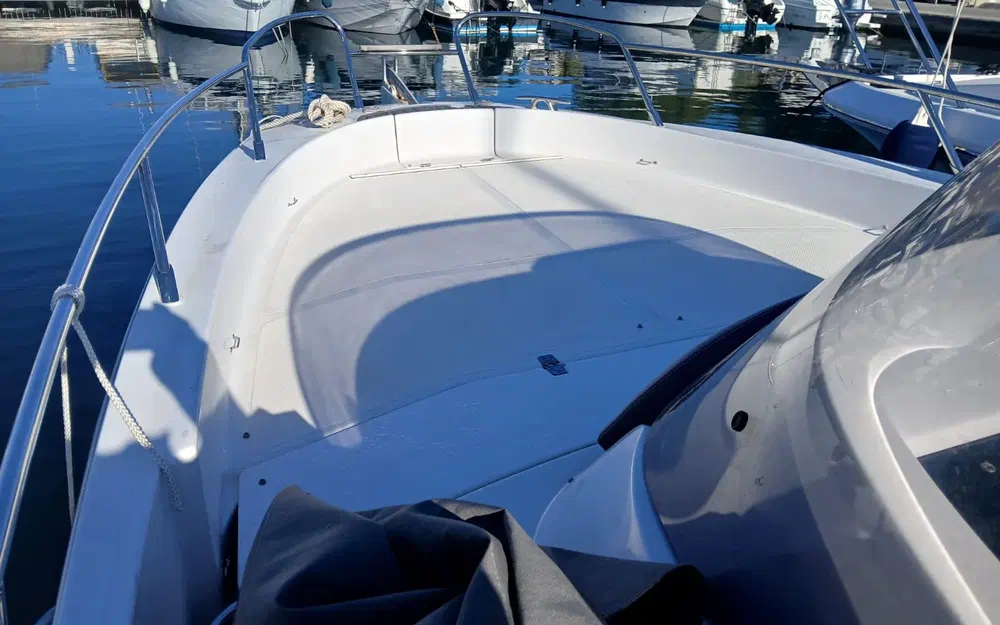 slider 3 Sessa Marine Key Largo 27