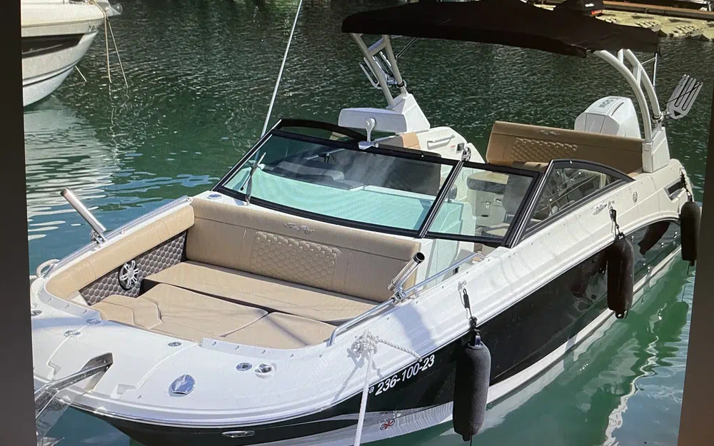 slider 4 Sea Ray 250