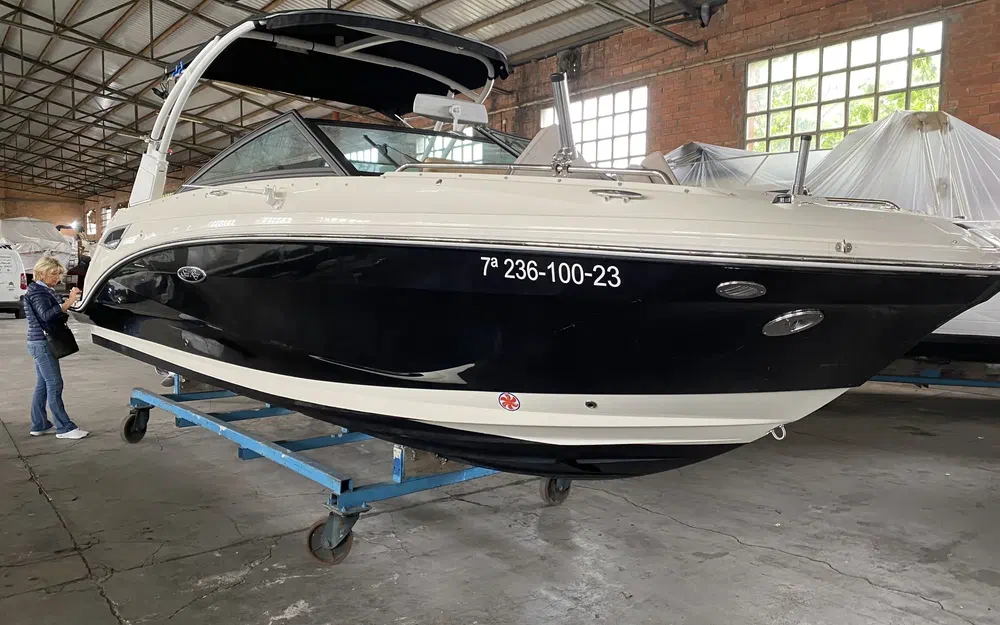 slider 8 Sea Ray 250
