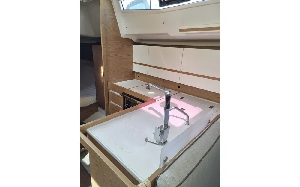 slider 10 Elan E4
