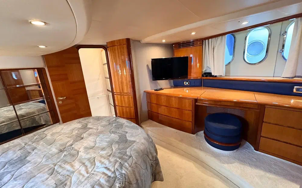 slider 28 Azimut 62
