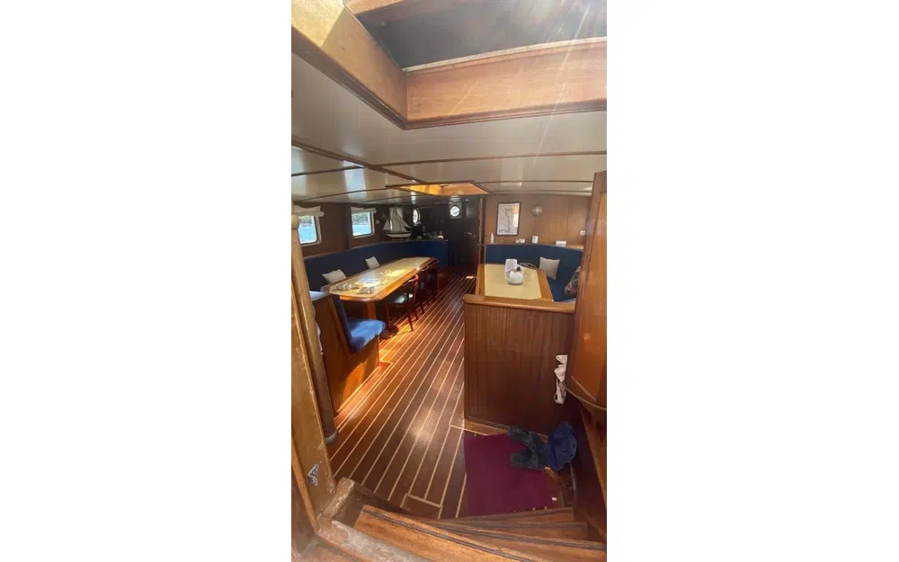 slider 10 Classic Yacht Maliclaire