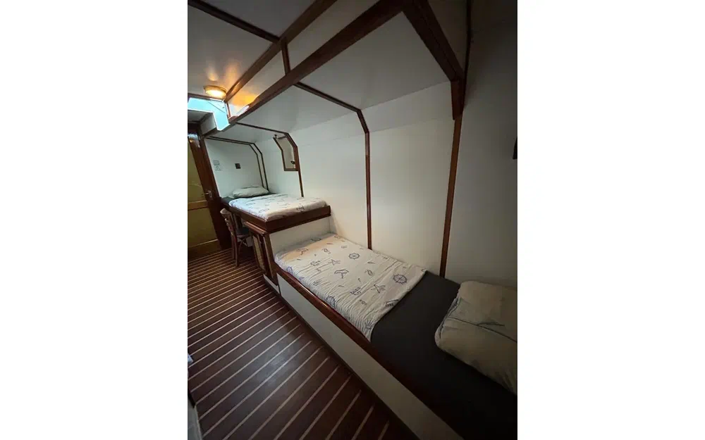 slider 6 Classic Yacht Maliclaire