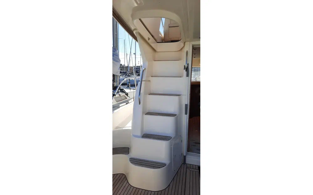 slider 5 Jeanneau Prestige 36