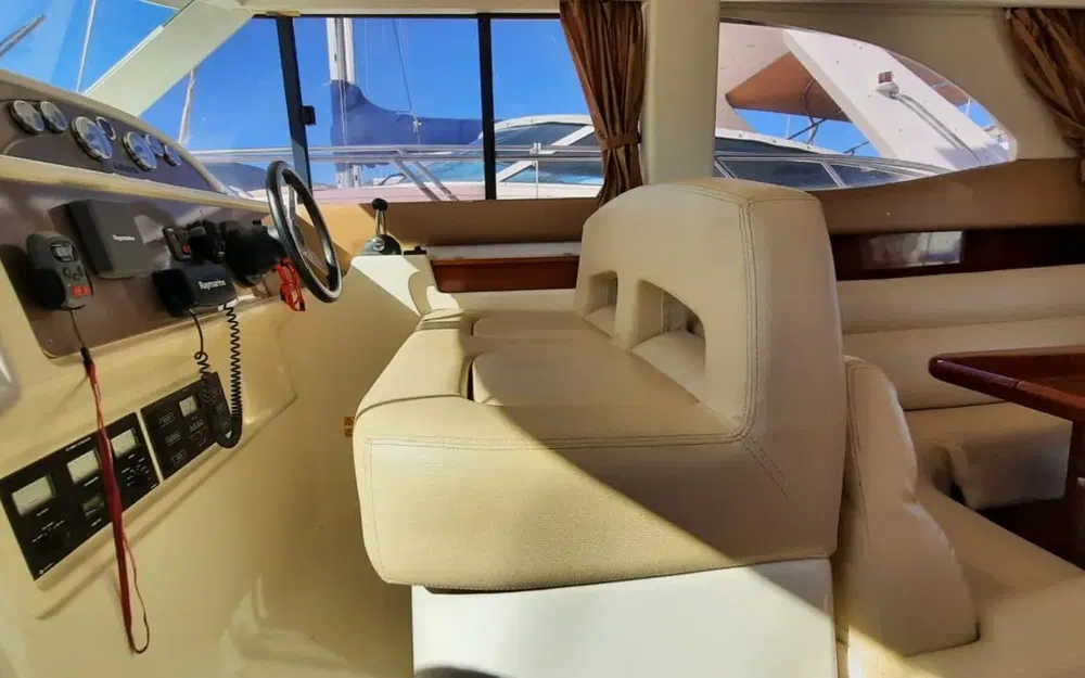 slider 7 Jeanneau Prestige 36