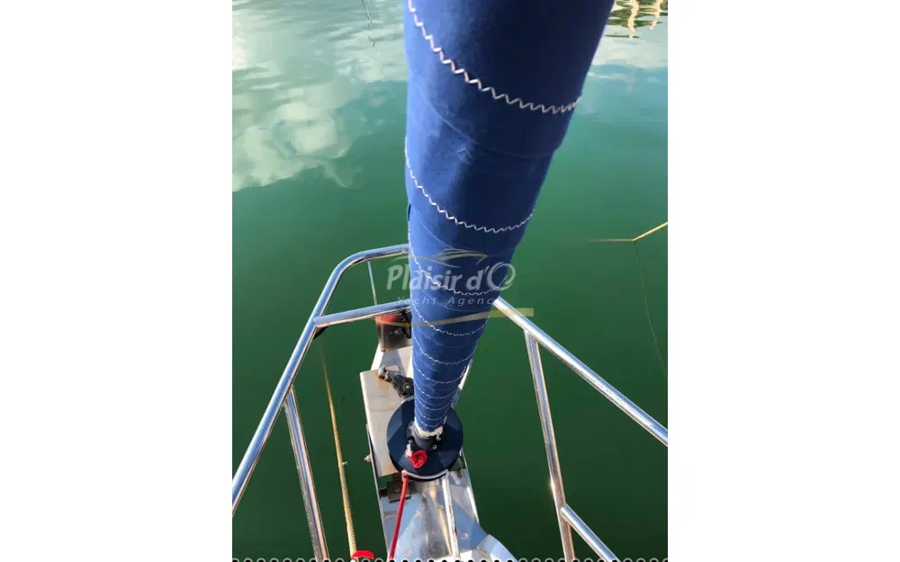 slider 7 Jeanneau Sun Odyssey 35 Legend