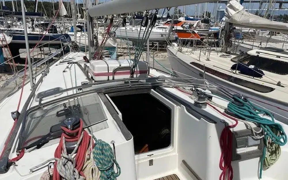 slider 9 Jeanneau Sun Odyssey 37.2
