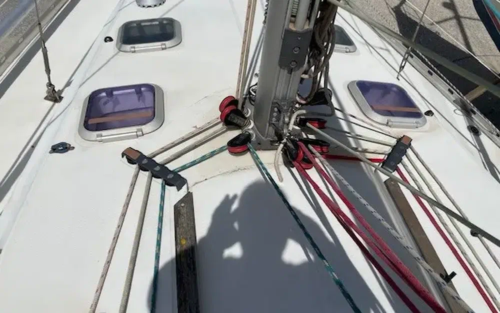 slider 13 Jeanneau Sun Odyssey 37.2