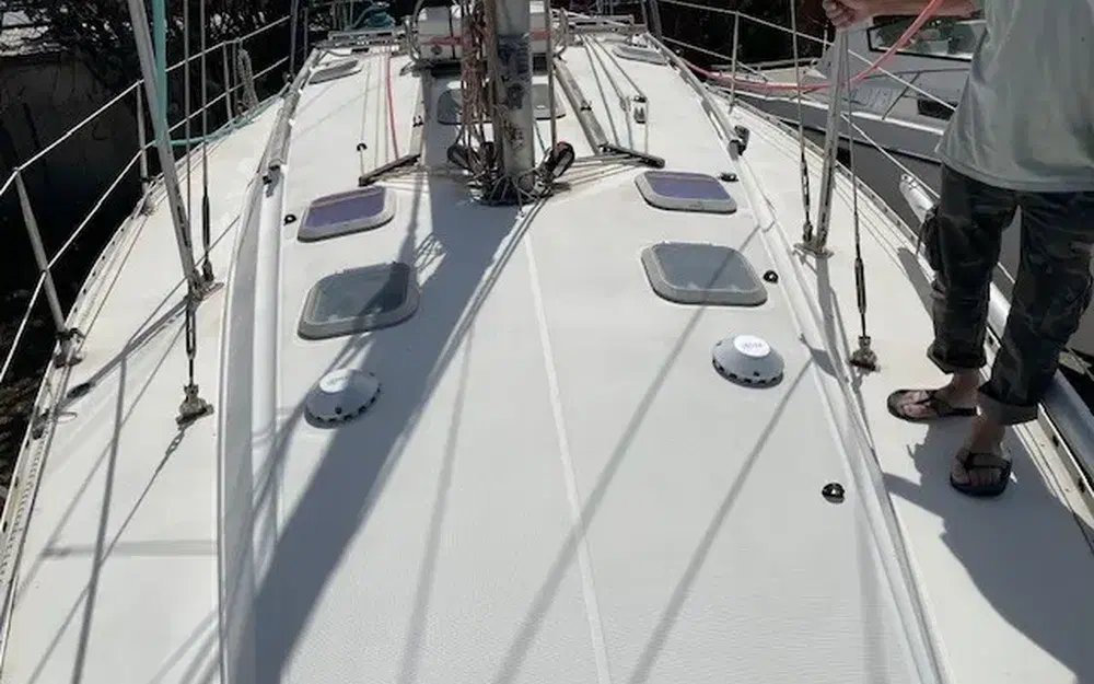 slider 18 Jeanneau Sun Odyssey 37.2