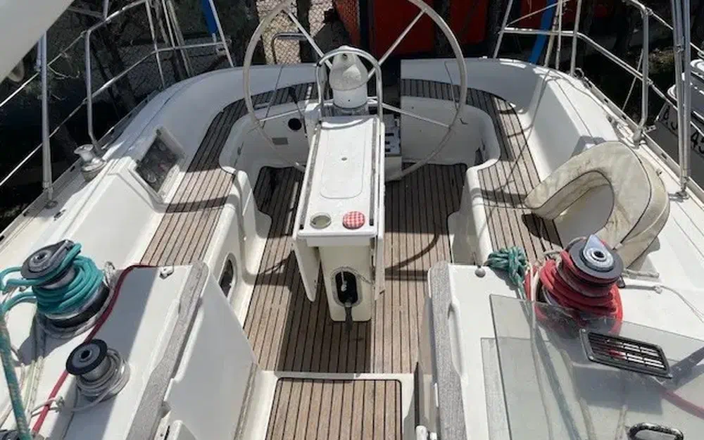 slider 20 Jeanneau Sun Odyssey 37.2