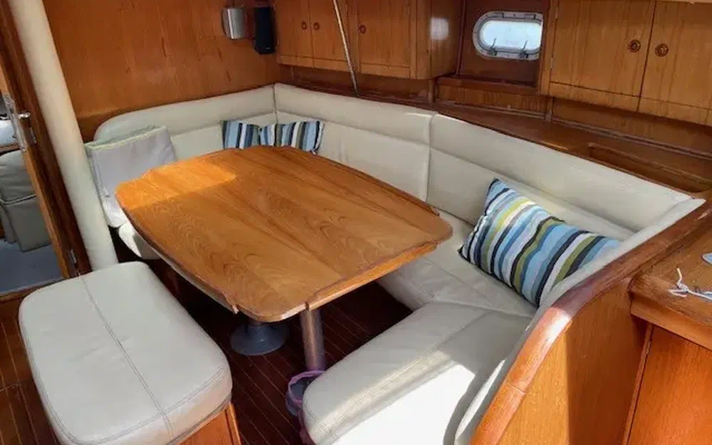 slider 24 Jeanneau Sun Odyssey 37.2