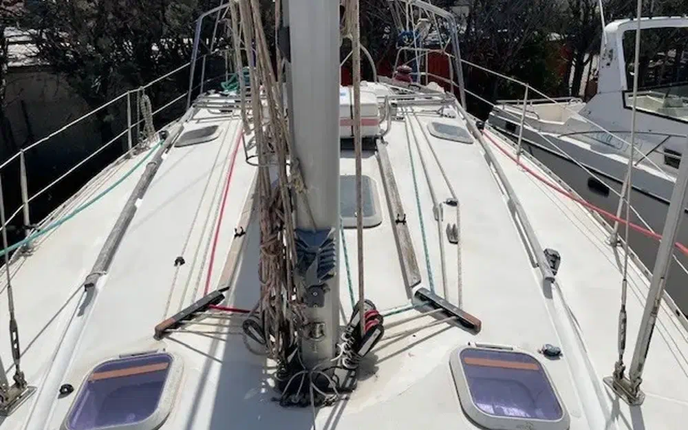 slider 7 Jeanneau Sun Odyssey 37.2