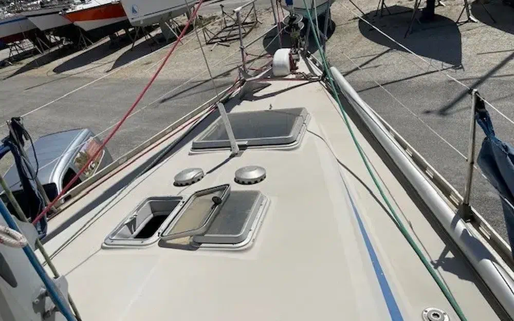 slider 11 Beneteau First 35