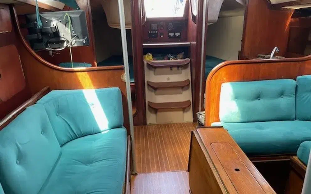 slider 27 Beneteau First 35