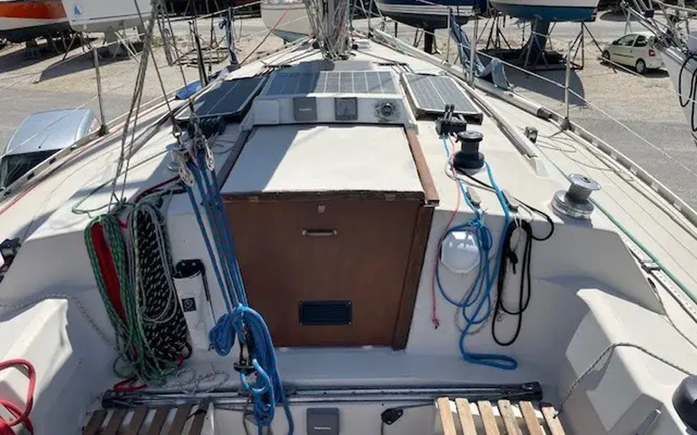 slider 7 Beneteau First 35